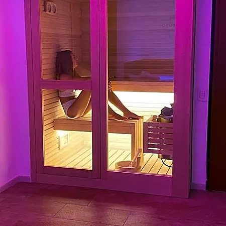 Charming Boutique Bed & Breakfast 4*