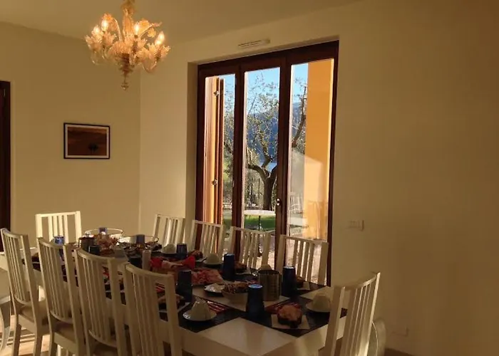 Charming Boutique לינה וארוחת בוקר בלאג'יו