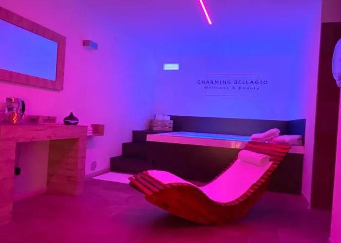 לינה וארוחת בוקר Charming Boutique בלאג'יו